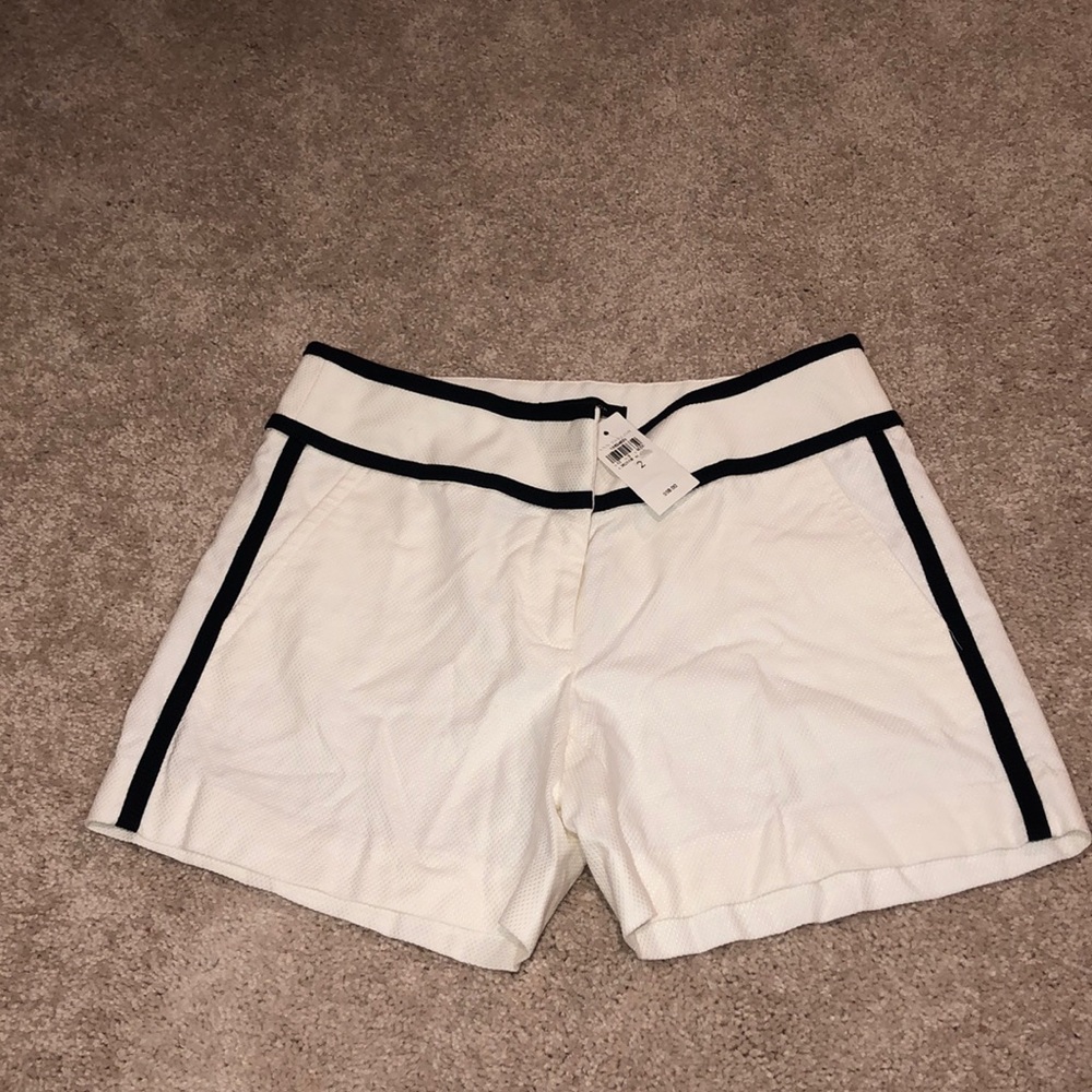 Ann Taylor NWT white and blue shorts!